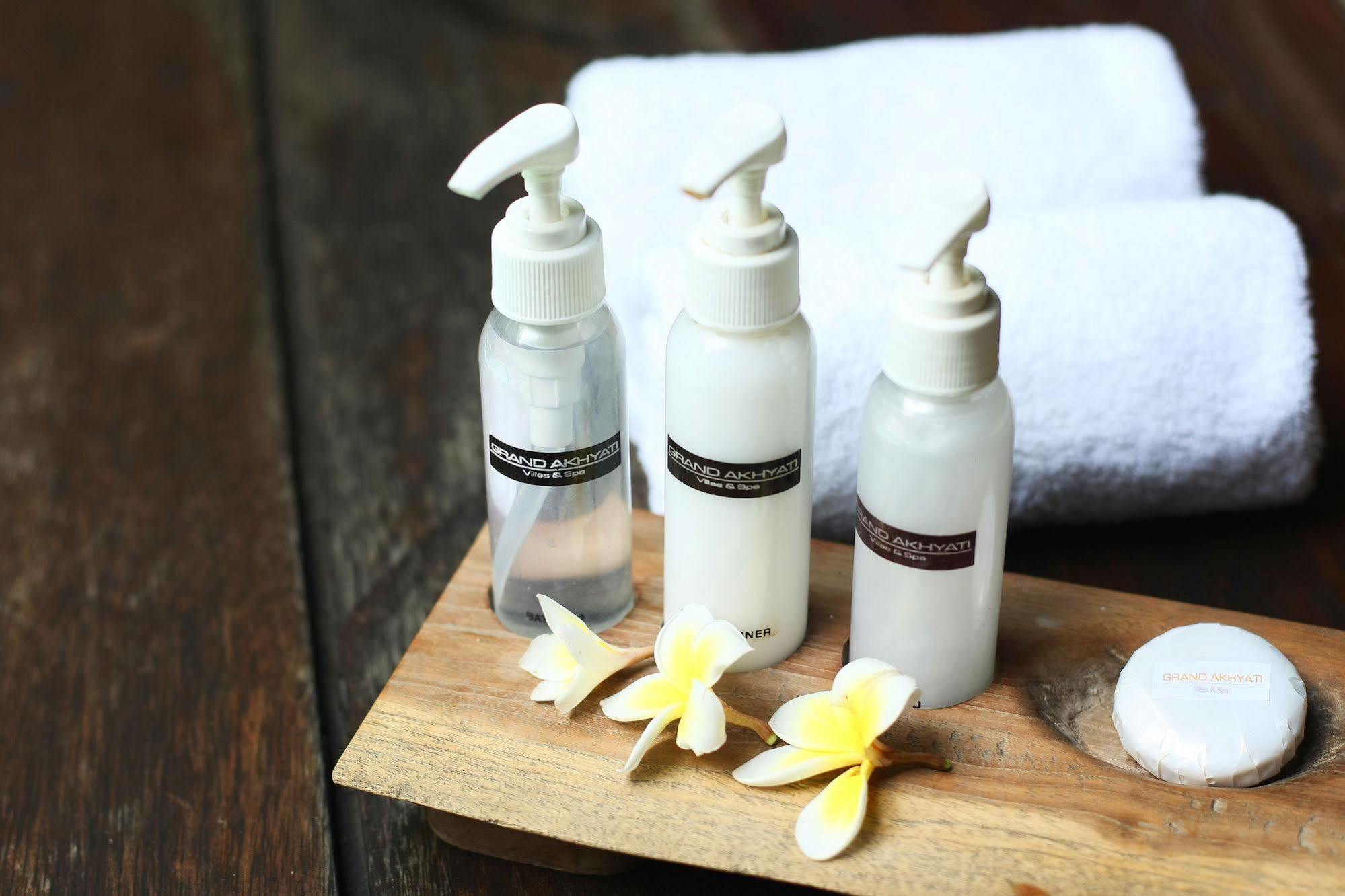 Grand Akhyati Villas & Spa Canggu  Luaran gambar